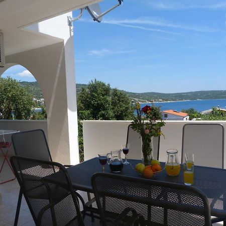 Apartmani Roko, Sevid Marina Exterior photo