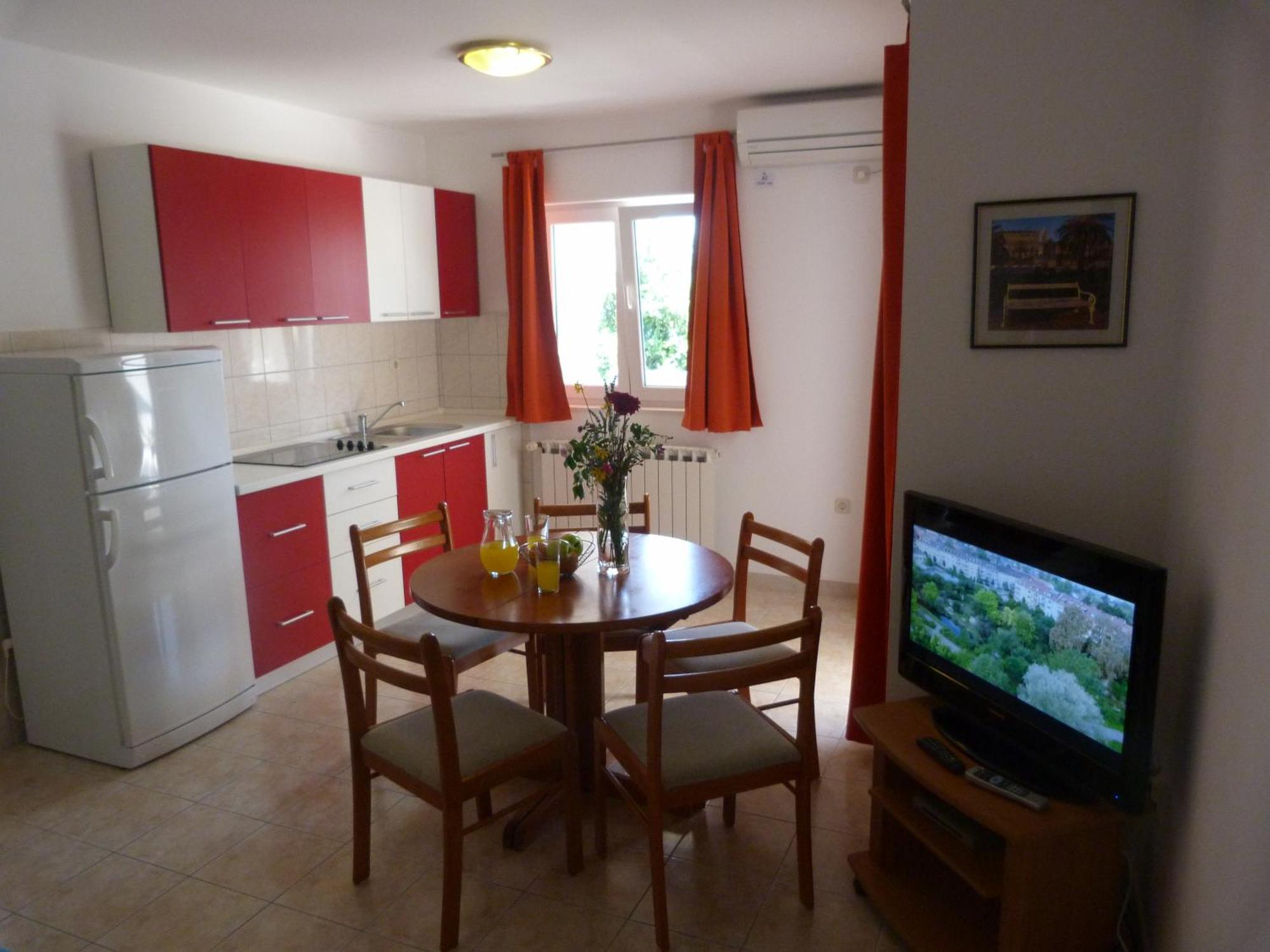 Apartmani Roko, Sevid Marina Exterior photo
